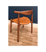 Elbow Cowhorn Style Round Dining Chair