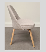 Outlet Item Saarinen Style Executive Dining Chairs