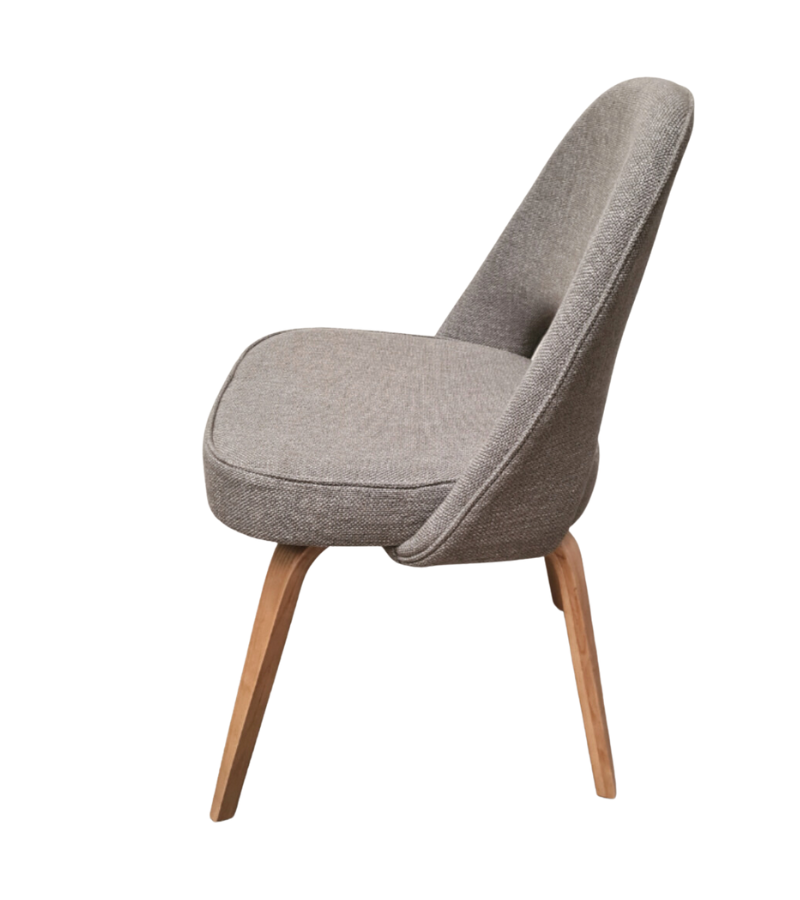 Outlet Item Saarinen Style Executive Dining Chairs