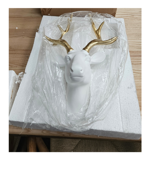 Outlet Item Deer Head Wall Ornament White