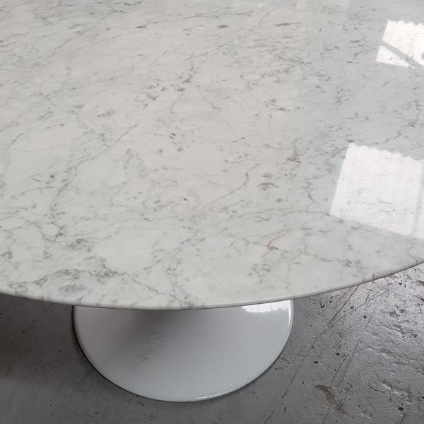 Carrara Marble Tulip Dining Table in Choice of Diameter - Onske