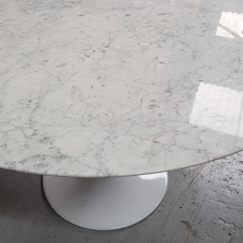 Carrara Marble Tulip Dining Table in Choice of Diameter Onske