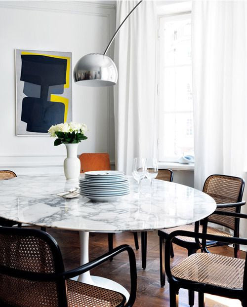 Carrara Marble Tulip Dining Table in Choice of Diameter - Onske